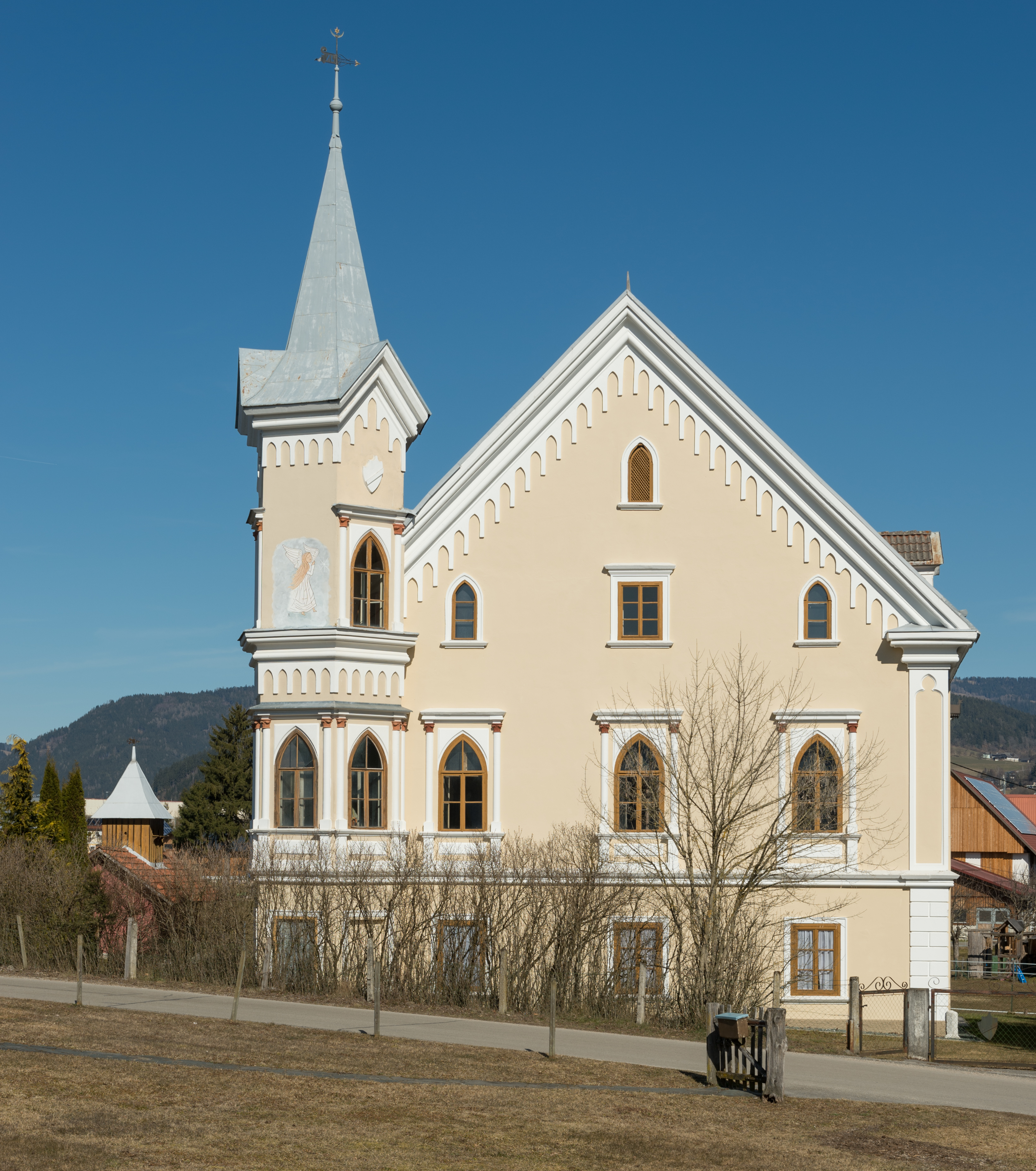 Feldkirchen Rabensdorf 33 Marienhof West-Ansicht 07032015 0324
