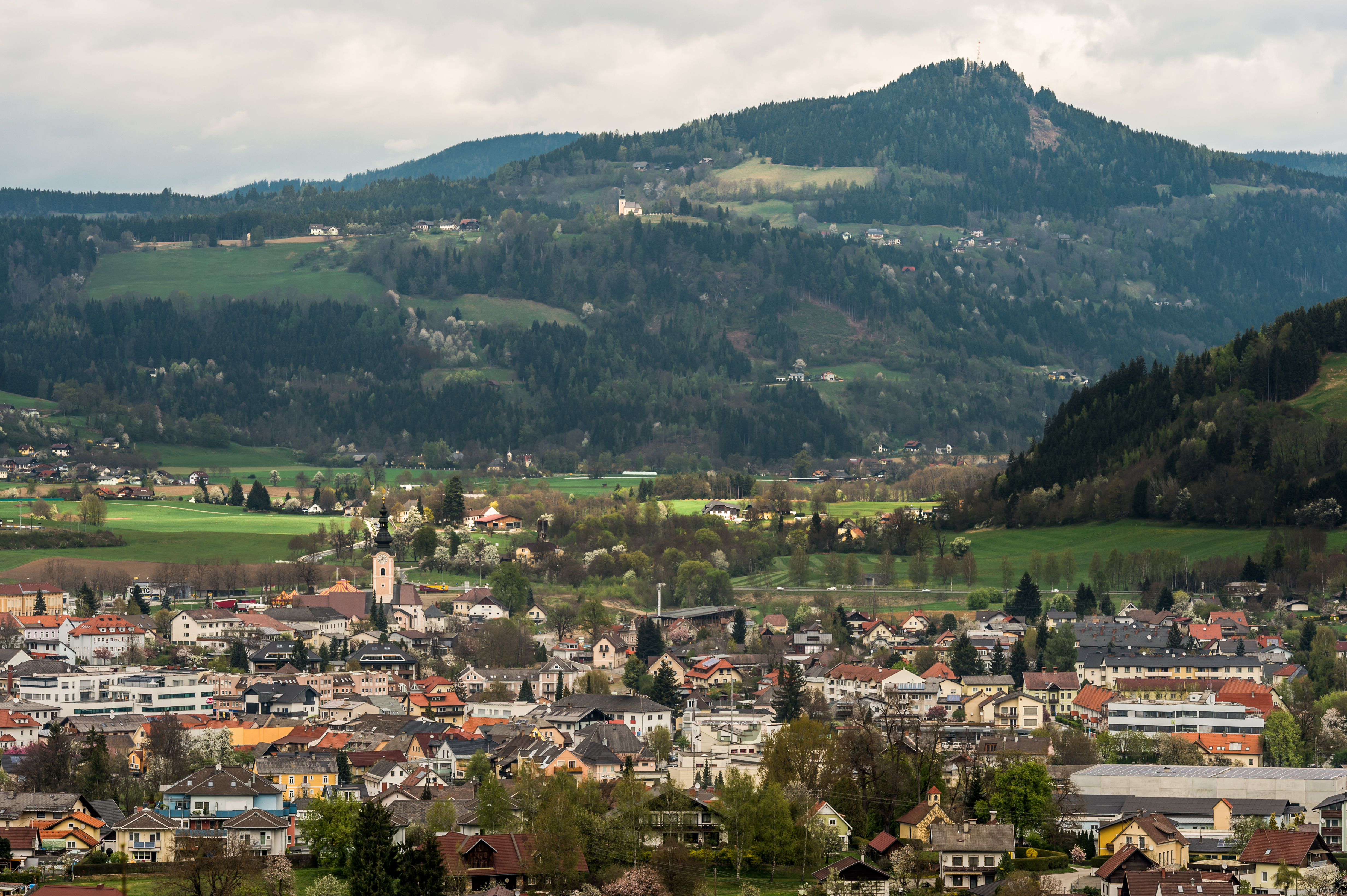 Feldkirchen Rottendorf Blick auf Feldkirchen und Wachsenberg 13042017 4976