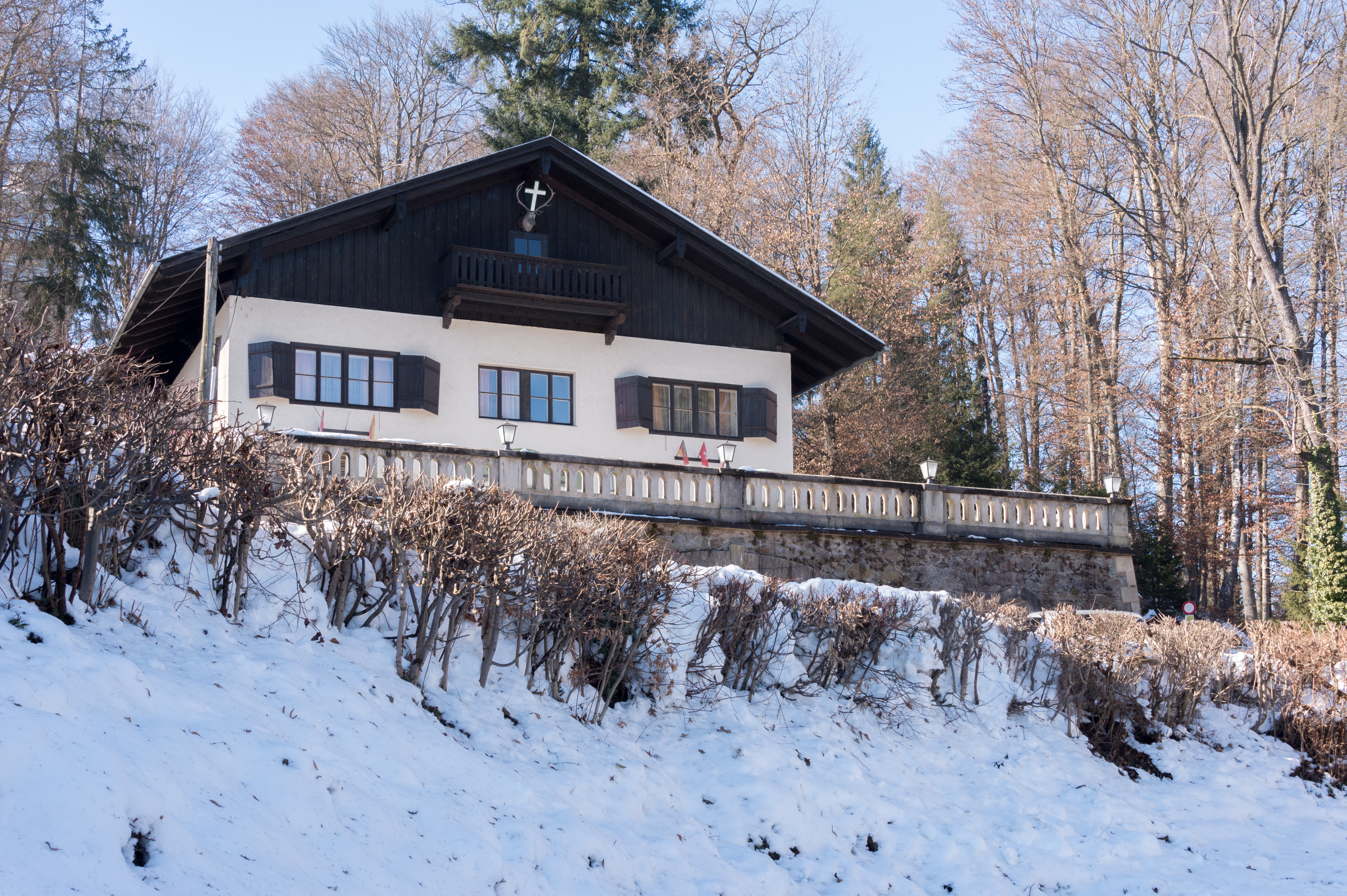 Klagenfurt Villacher Vorstadt Kreuzbergl Schweizerhaus 11022015 9754