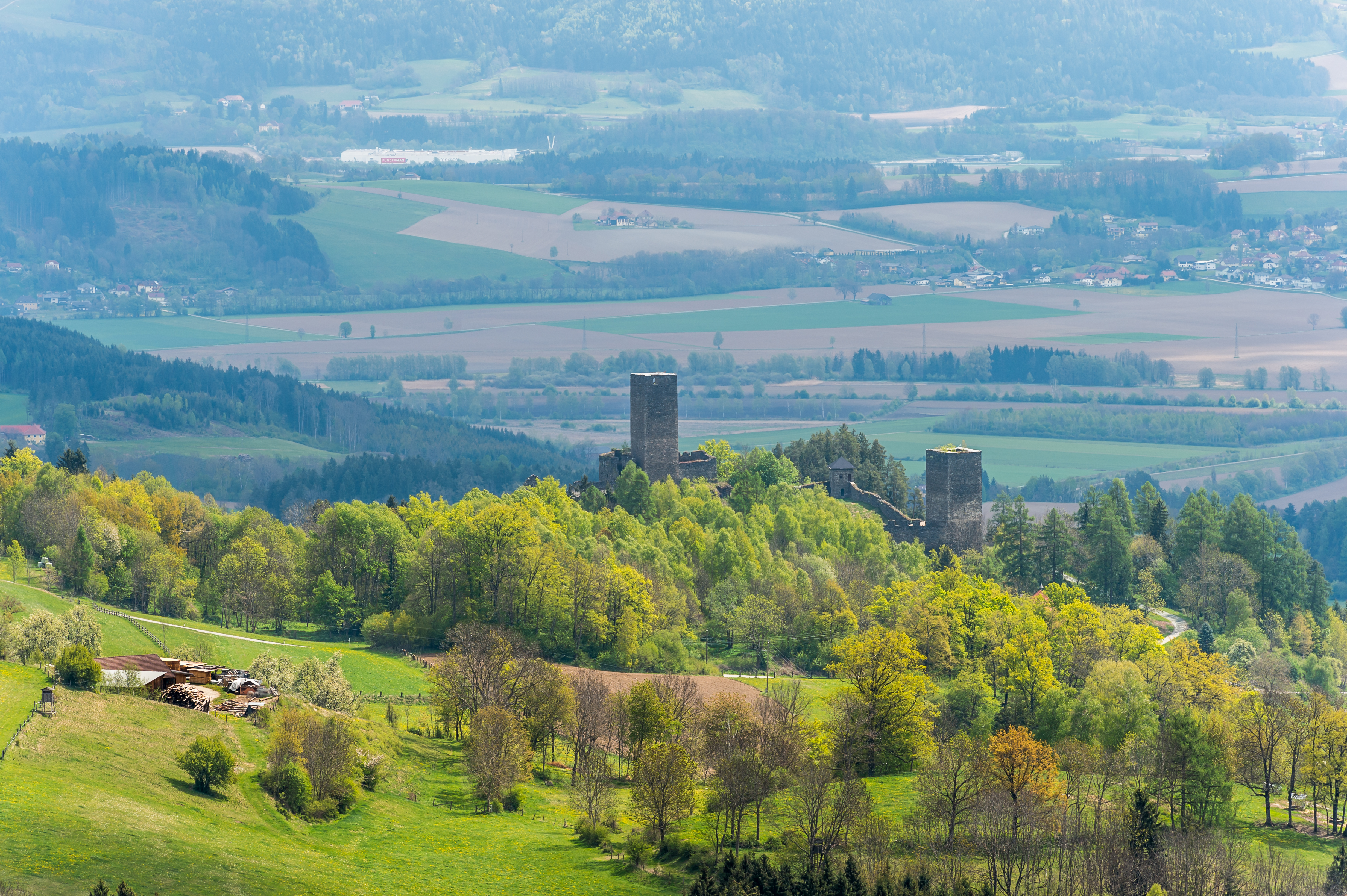 Liebenfels Hoch-Liebenfels Burgruine NW-Ansicht 25042017 5114