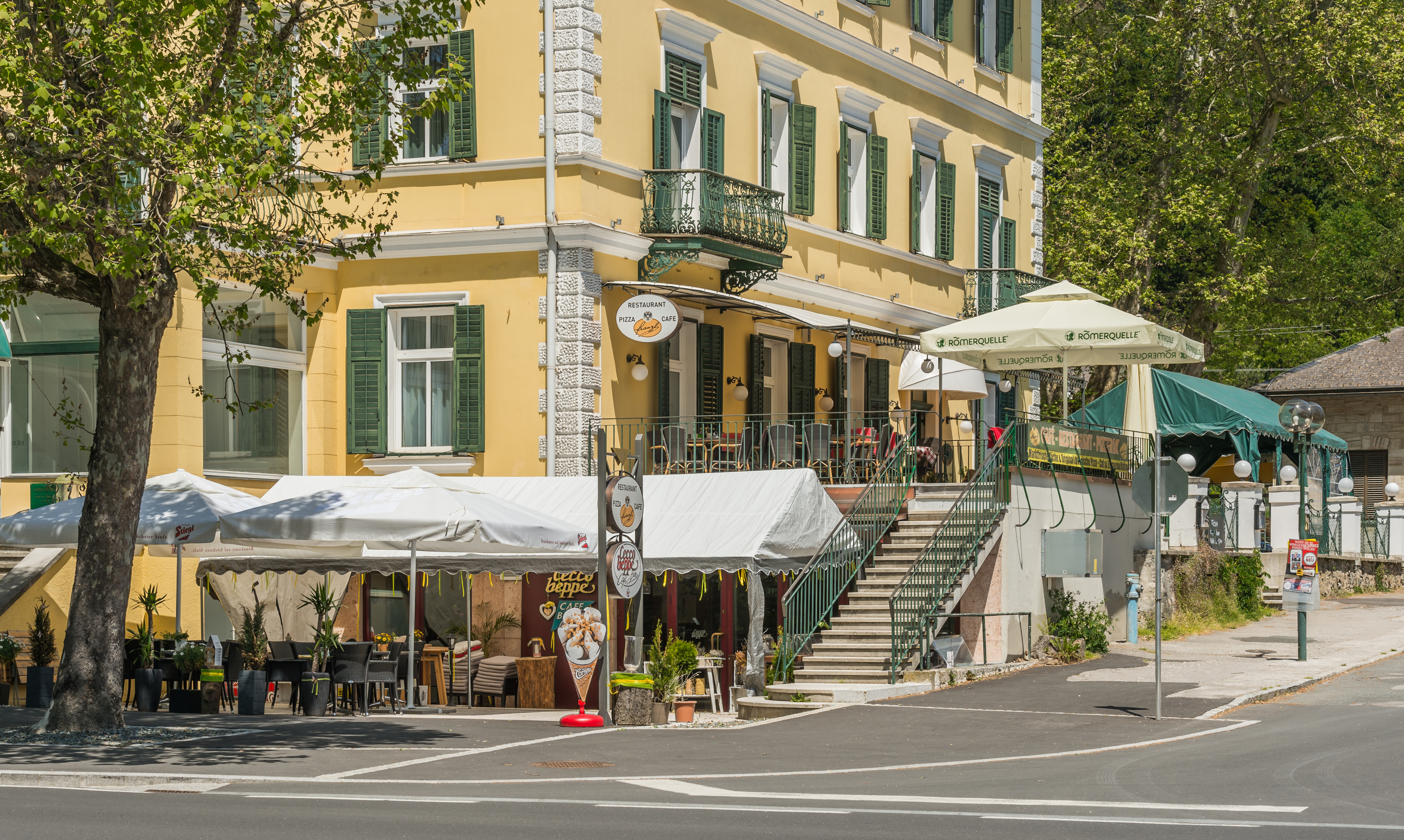 Poertschach Hauptstrasse 160 Cecco Beppe und Restaurant Franzl 21052016 3189