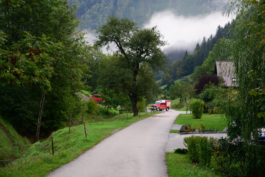 2018-09-14 (703) KLF-A Schwarzenbach an der Pielach (Baujahr 2008) and MTF-A Schwarzenbach an der Pielach (Baujahr 2010) at Unterabschnitts-Übung at Haltgraben, Tiefgrabenrotte, Frankenfels, Austria