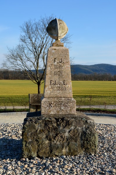 Akademiepark Rosenhuegel Verlobungsstein SW DSC 6962w