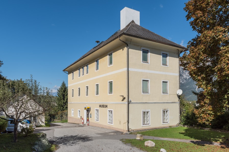 Arnoldstein Klosterweg 2 Heimatmuseum SO-Ansicht 05102016 4708