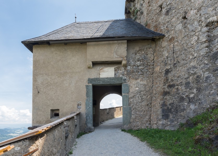 Burg Hochosterwitz 11 Mauertor 1575 01062015 4308