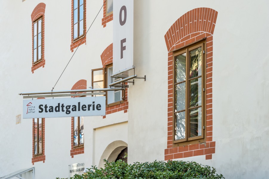 Feldkirchen Amthofgasse 5 Amthof W-Wand Fassadendekor Ziegeldekor 02082018 6057