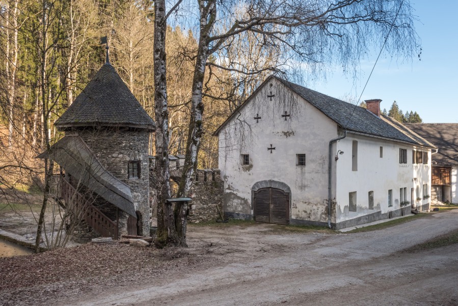 Frauenstein Schloss Wasserablaufschleusenturm und Stallgebäude 14122016 5678