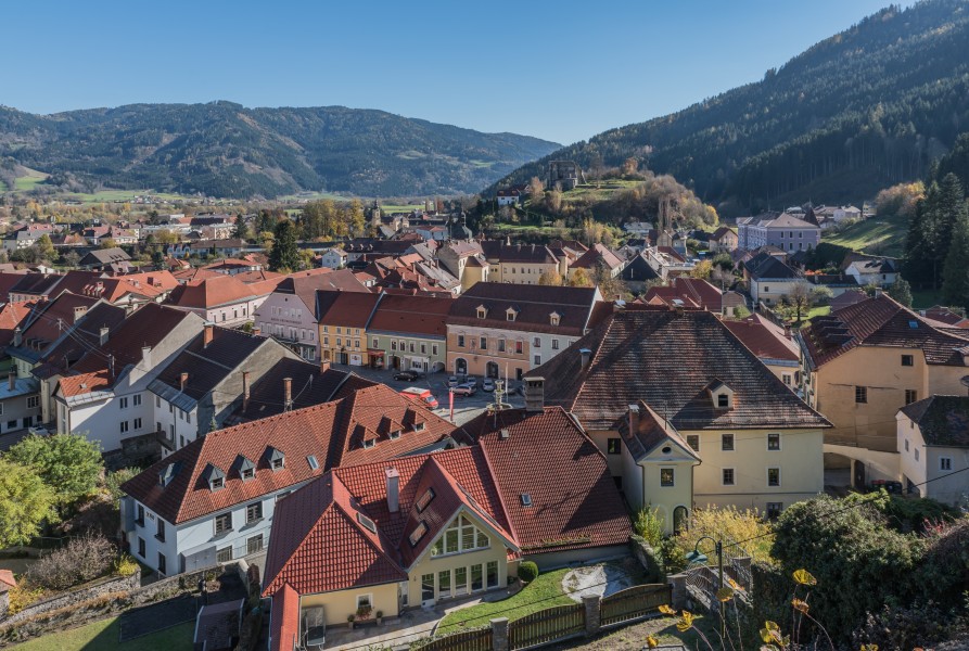Friesach Hauptplatz Ansicht vom Petersberg 28102016 5287