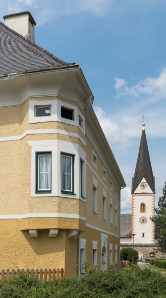 Gloednitz Achte-Dezember-Strasse 2 Pfarrhof und Pfarrkirche 24072015 6250