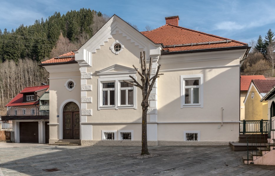 Hüttenberg Reiftanzplatz 12 Pfarrhof NW-Ansicht 21032017 6864