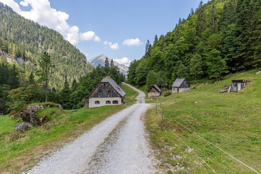 Huts (Hartelsgraben Jagdhütte), Gesäuse National Park, Ennstaler Alpen, Austria