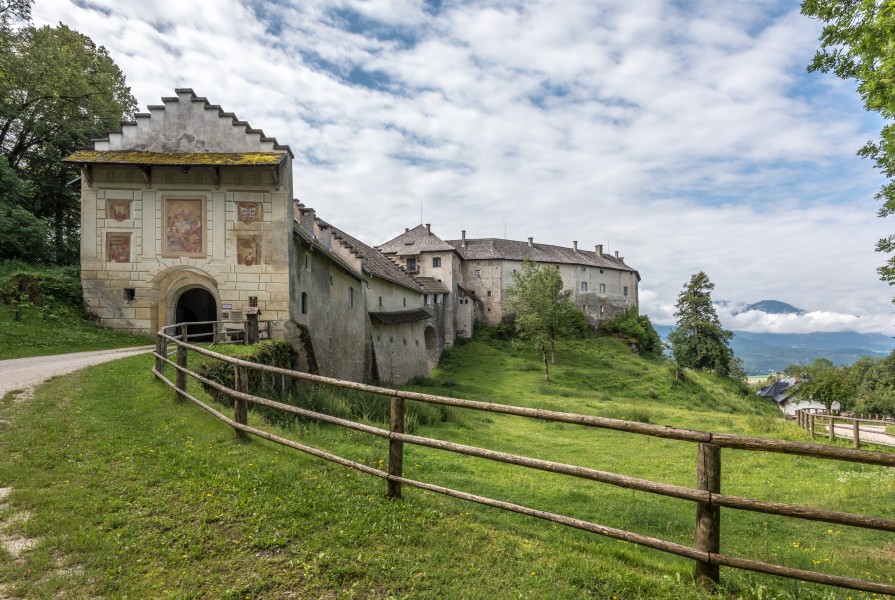 Köttmannsdorf Hollenburg Burganlage Nord-Gesamtansicht 13072018 3885