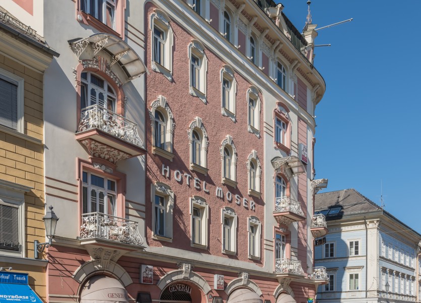 Klagenfurt Domgasse 2 Hotel Moser-Verdino SW-Ansicht 08082016 3578