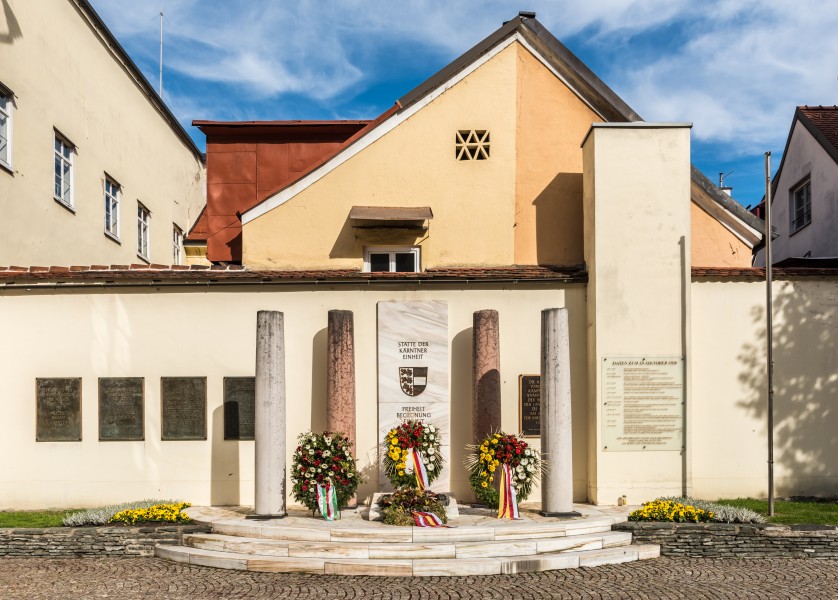 Klagenfurt Innere Stadt Landhaushof Stätte der Kärntner Einheit Süd-Ansicht 18102017 1595