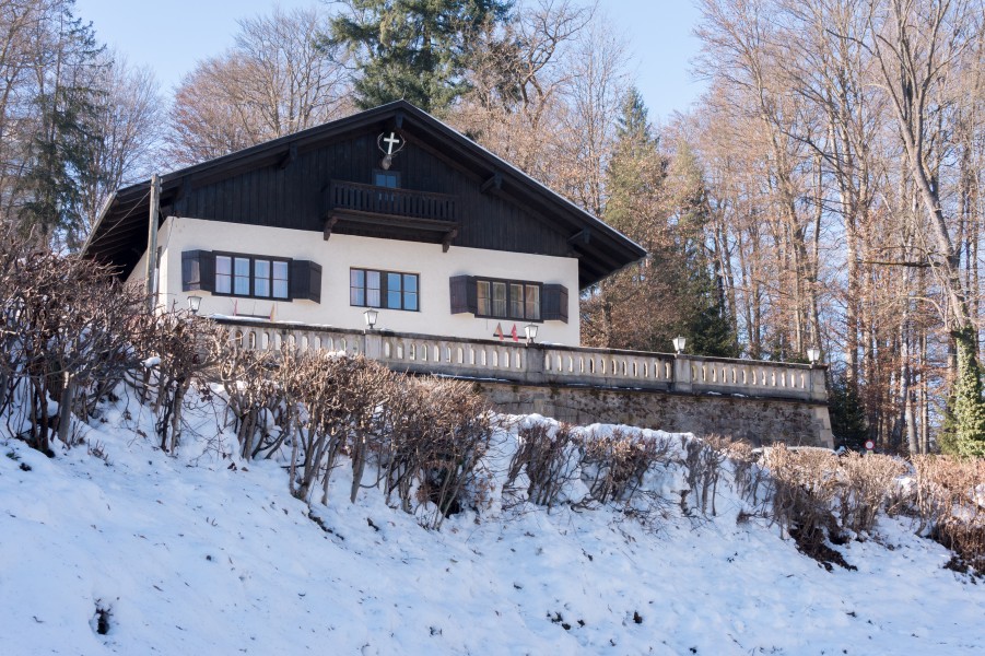 Klagenfurt Villacher Vorstadt Kreuzbergl Schweizerhaus 11022015 9754