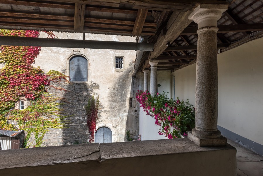 Moosburg Schloss 1 Schloss Laubengang und Loggia 23102018 5127