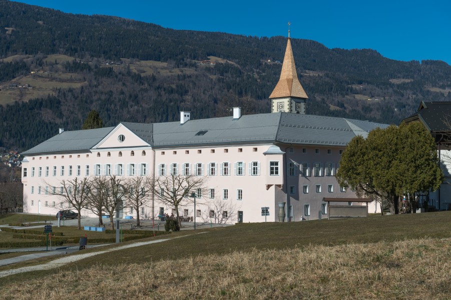 Ossiach ehem Benediktinerstift Westfluegel Aussen-Ansicht 07032015 0387