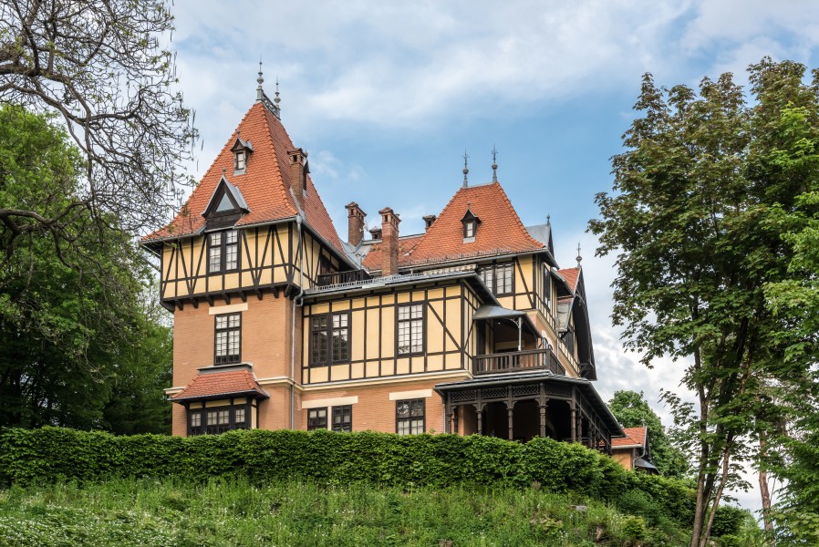 Pörtschach Hauptstraße 120 Villa Hoyos SW-Ansicht 03052018 3138