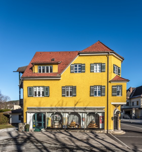 Pörtschach Hauptstrasse 158 Wohn- und Geschäftshaus Morokutti 16032018 2682
