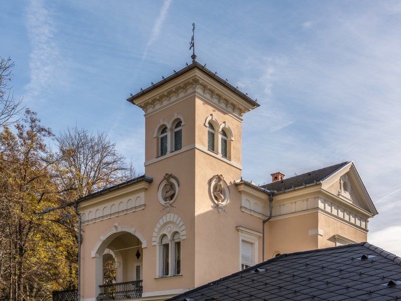 Pörtschach Johannaweg 1 Villa Venezia NW-Ansicht 28102017 1749