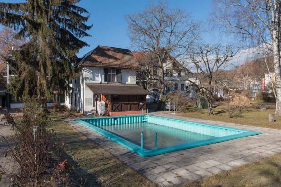 Poertschach Hauptstrasse 161 Poertschacher Hof Swimming Pool 21012016 0244