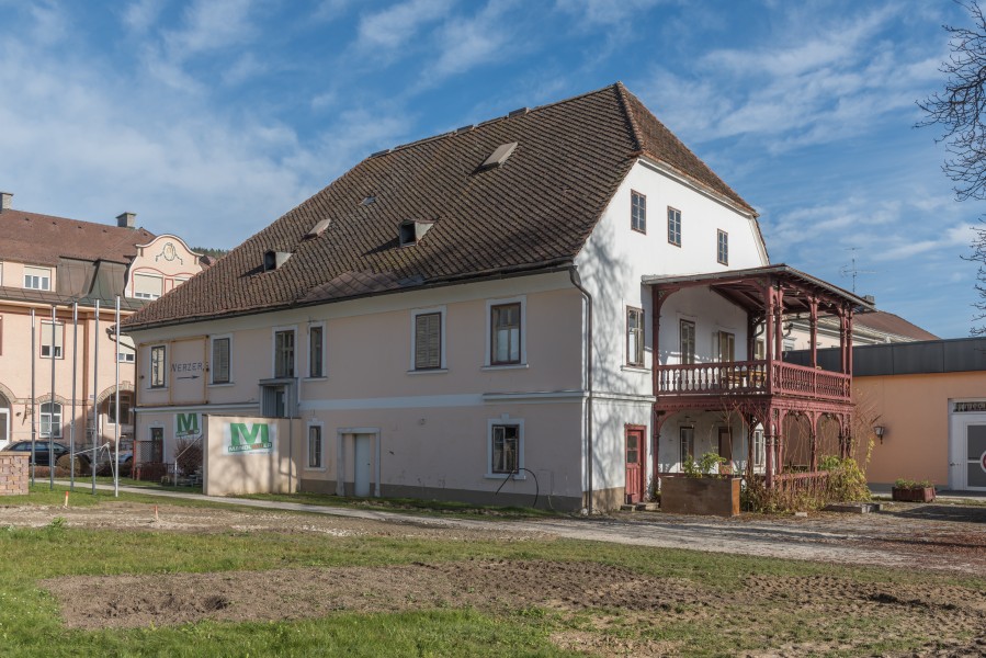 Poertschach Hauptstrasse 205 Werzer Weisses Roessl 19112015 9221