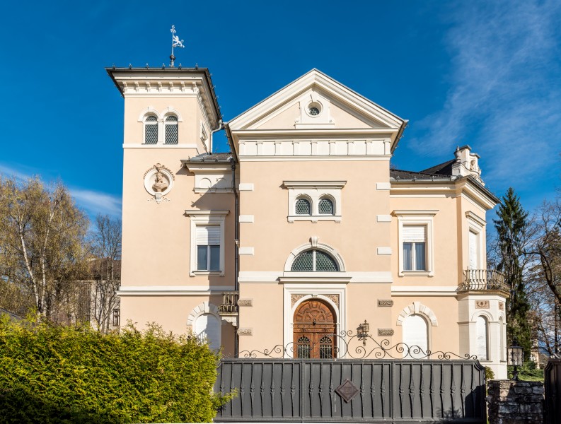 Poertschach Johannaweg 1 Villa Venezia West-Ansicht 30032017 7244