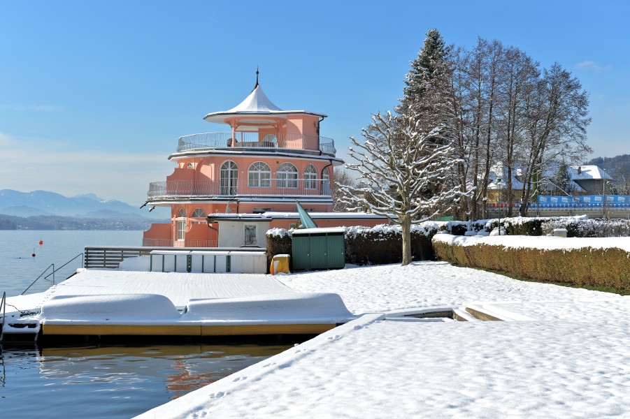 Poertschach Johannes-Brahms-Promenade 10 Hausboot 29122014 914