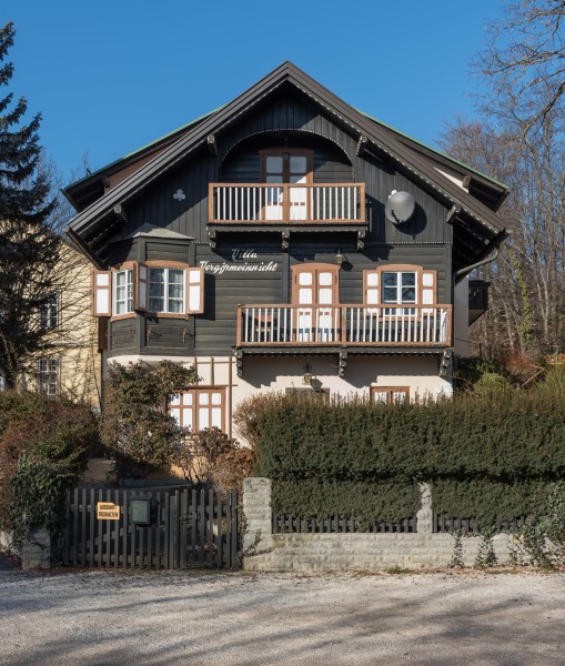 Poertschach Kirchplatz 9 Villa Vergissmeinnicht 25122015 9826