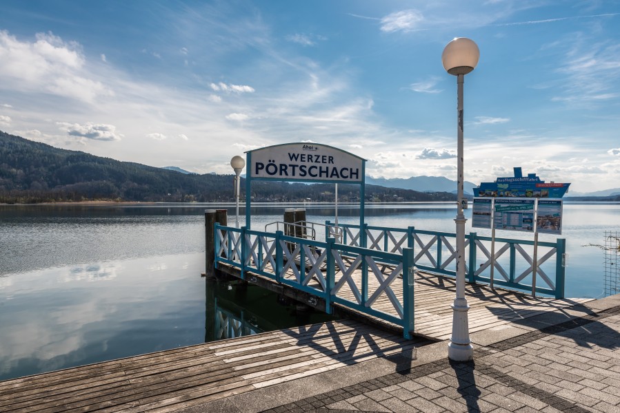 Poertschach Werzer Esplanade Schiffsanlegestelle 30032017 7218