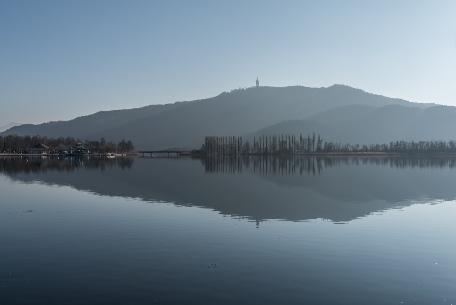 Poertschach Werzerpromenade Westbucht und Pyramidenkogel 11012017 6006