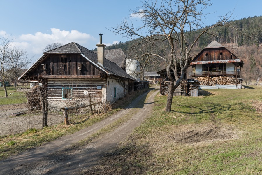 Poertschach Winklern Brockweg alte Schmiede und vulgo Ostermann 18032015 0852
