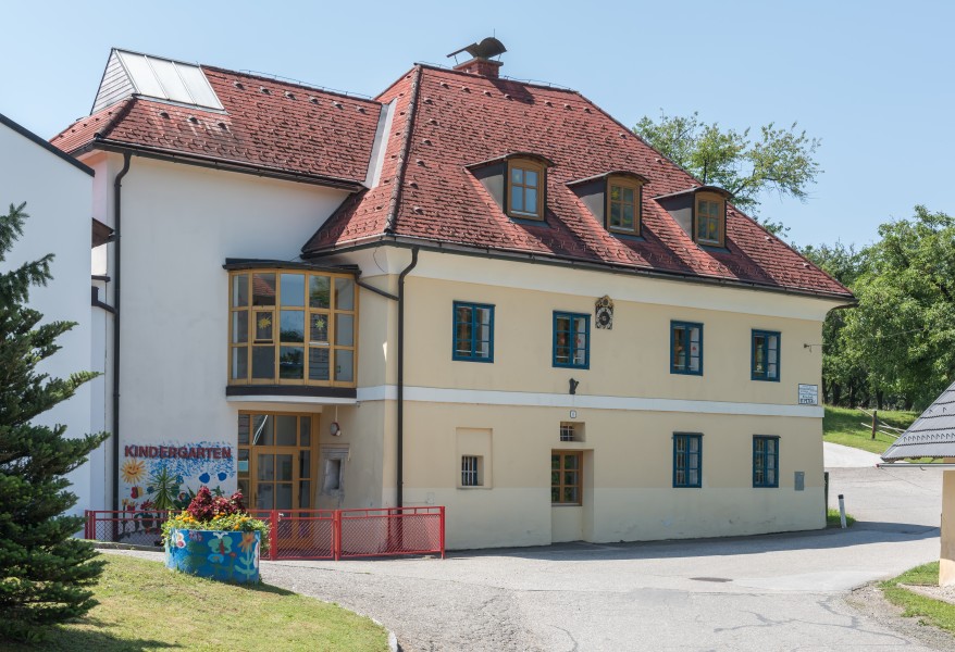 Sankt Georgen am Laengsee Sankt Peter 1 Pfarrhof 18072015 5967