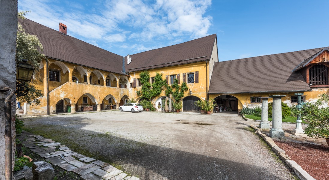 Sankt Veit an der Glan Burggasse 9 Herzogsburg Wohnflügel zum kaiserlichen Zeughaus 18052018 3254