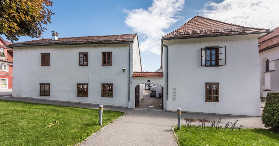 Sankt Veit an der Glan Oktoberplatz 5 Bürgerspital Portal 18052018 3360