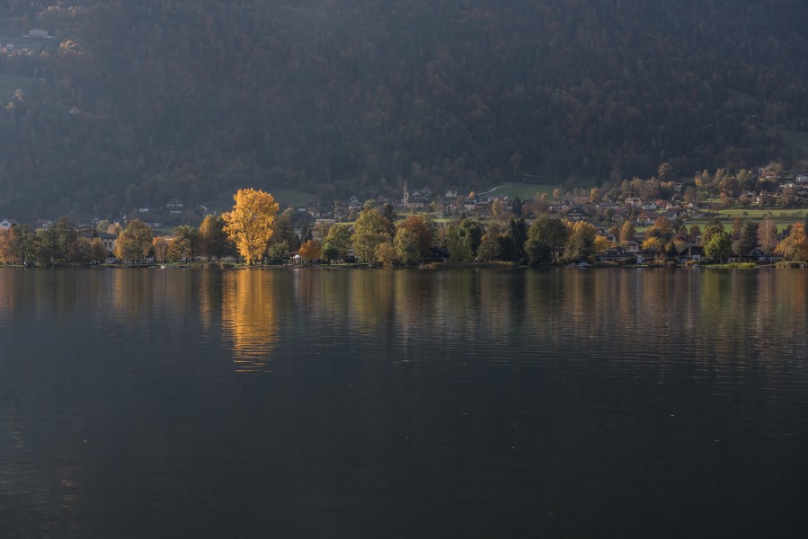 Steindorf Tschoeran mit Ossiacher See 22102016 5014