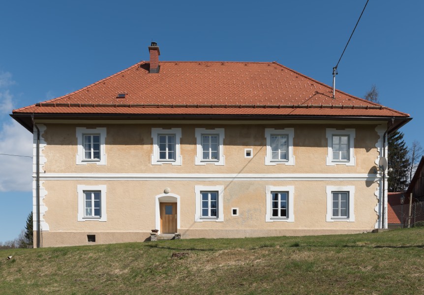 Velden Augsdorf Oberer Kirchenweg 9 Pfarrhof W-Seite 08042015 1599