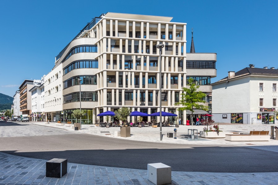 Villach City Hans-Gasser-Platz 9 Appartement-Haus SW-Ansicht 02072018 3799
