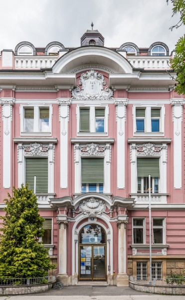 Villach Perau 10.-Oktober-Strasse 18 BKS-Gebäude 26062018 3658