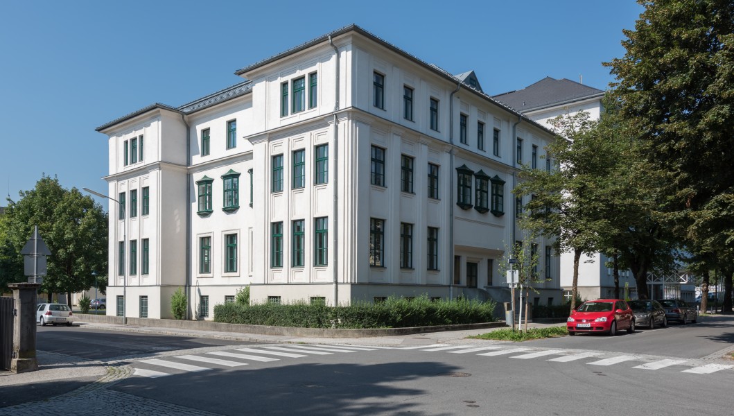 Villach Richard-Wagner Strasse 8 CHS Ost-Trakt 07082015 6505