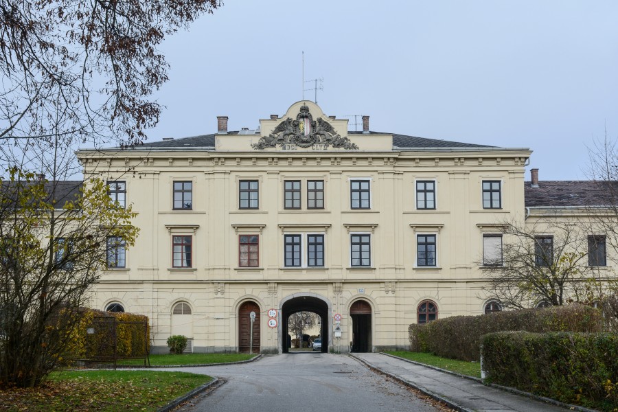 Wels Dragonerkaserne Südtrakt Haupttor Süd