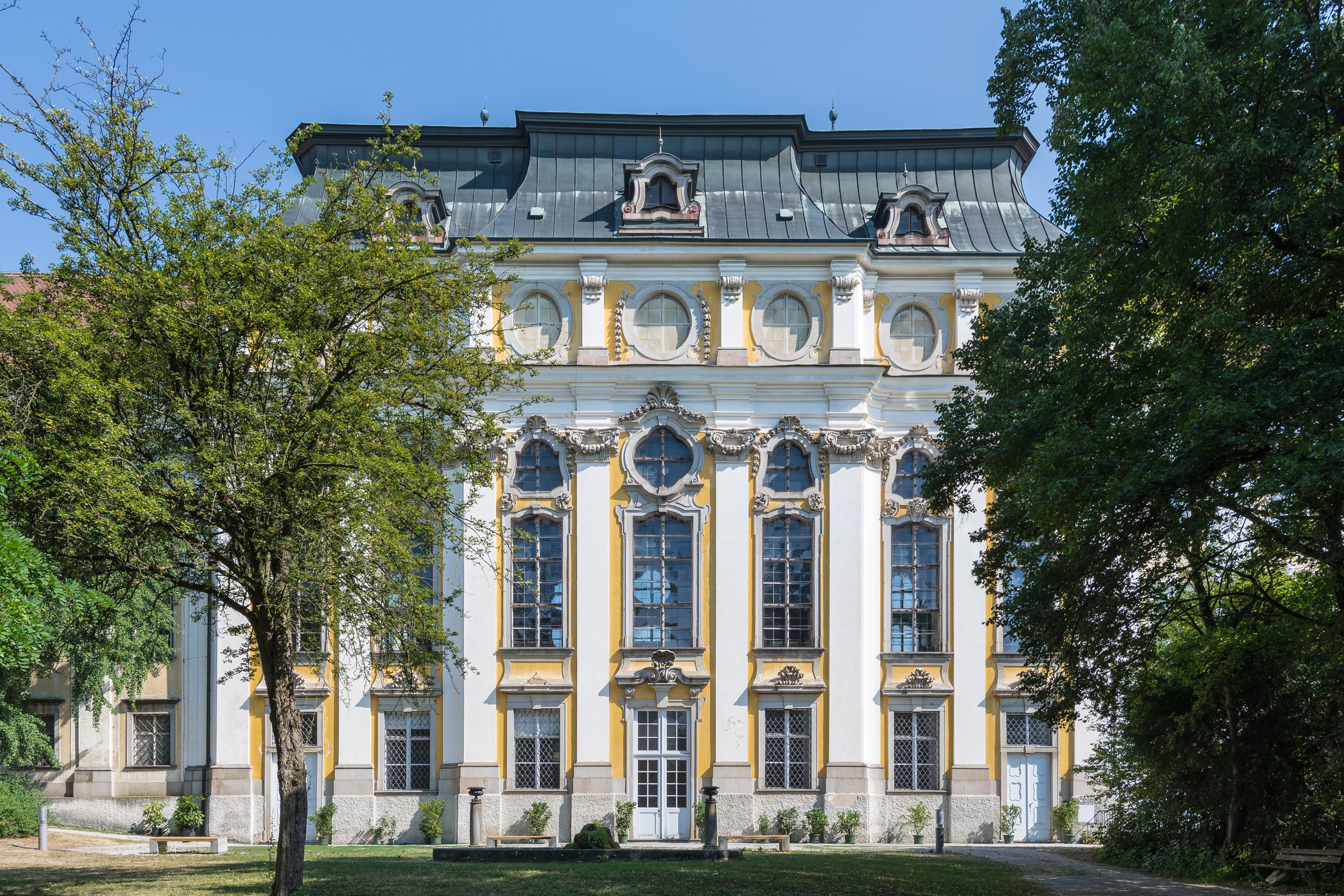 Sankt Florian Stift Prälatengarten Südtrakt