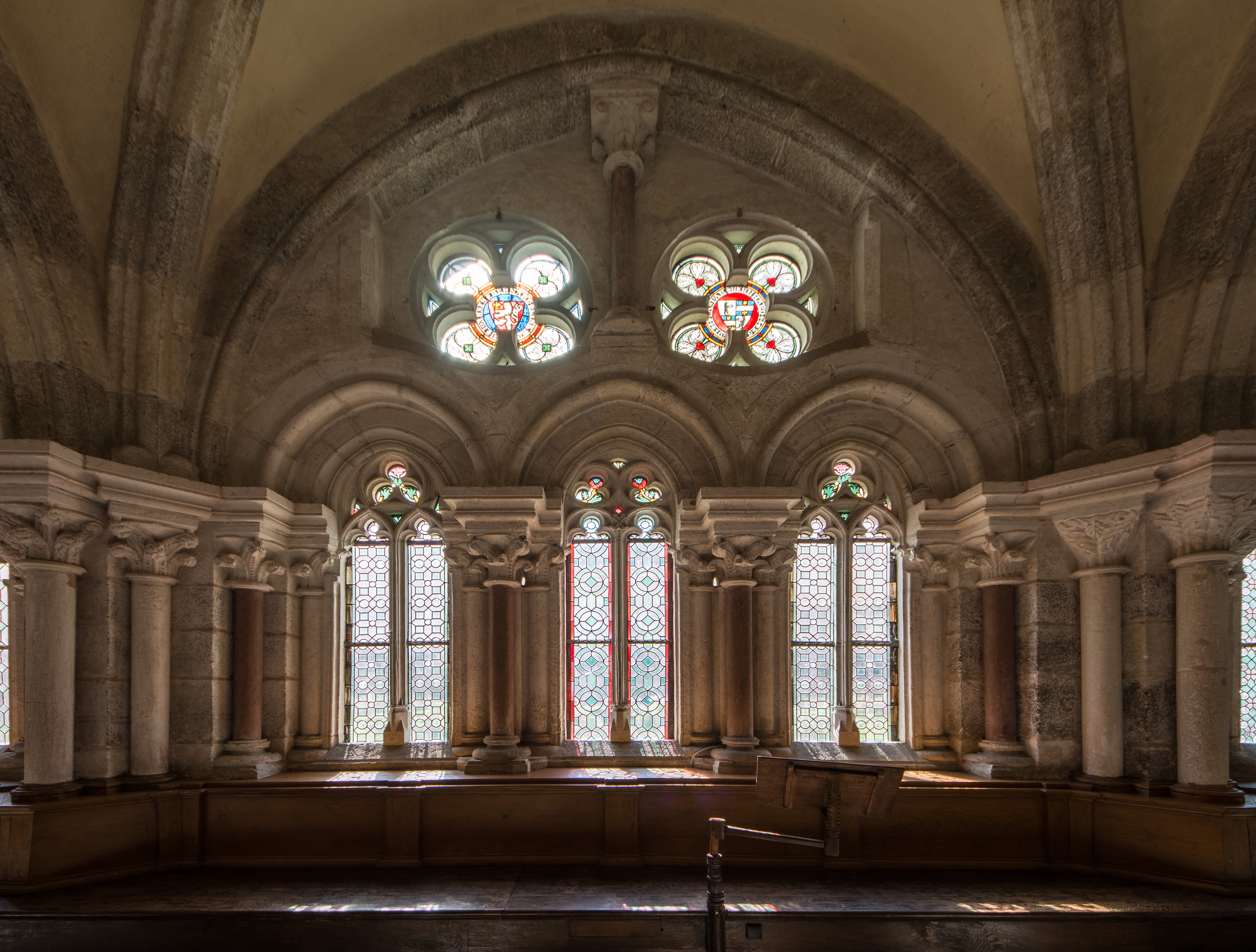 Stift Zwettl Kreuzgang Fenster 01