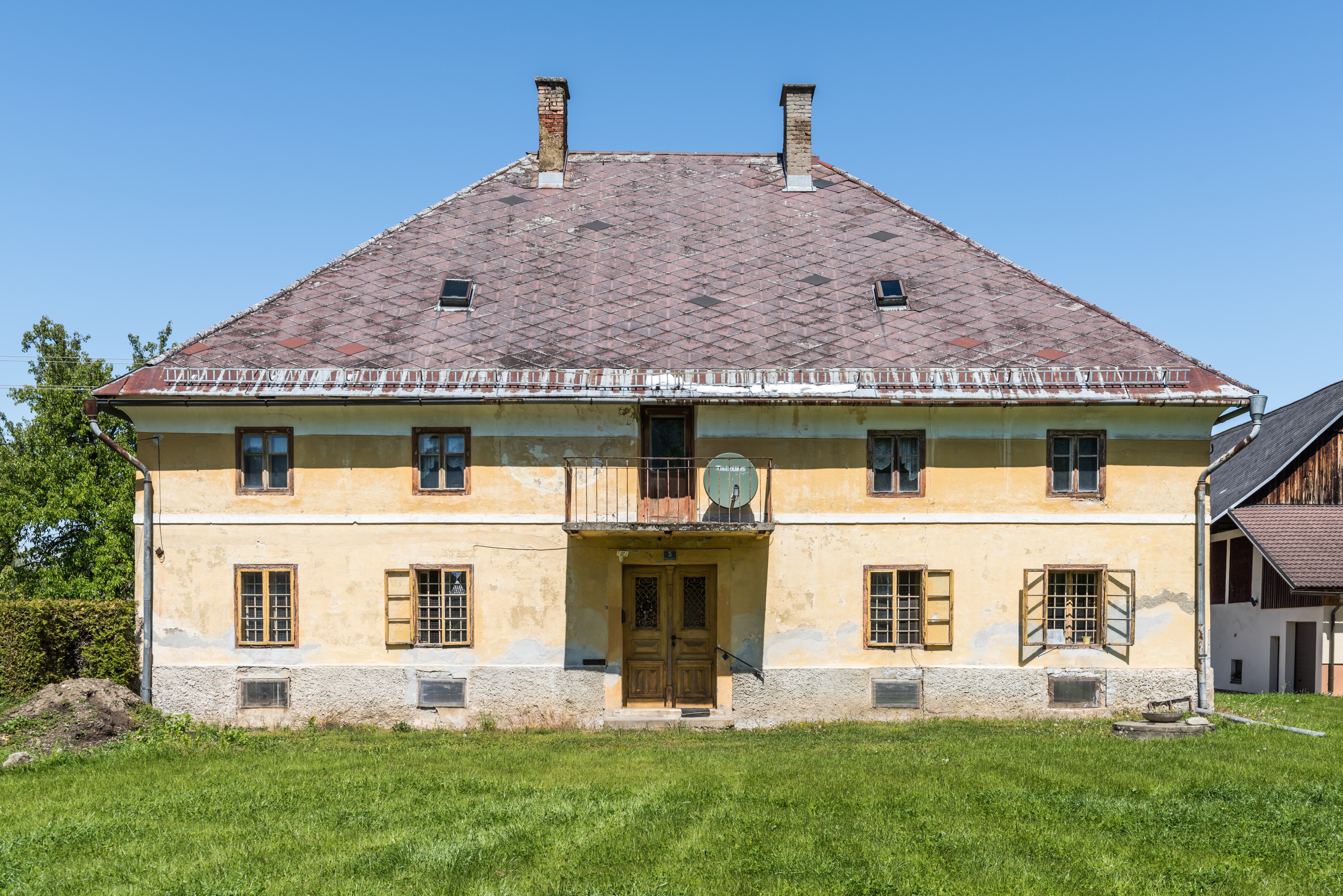 Ebenthal Oremusstrasse 8 Matschnig-Hube Sued-Ansicht 30042016 1811