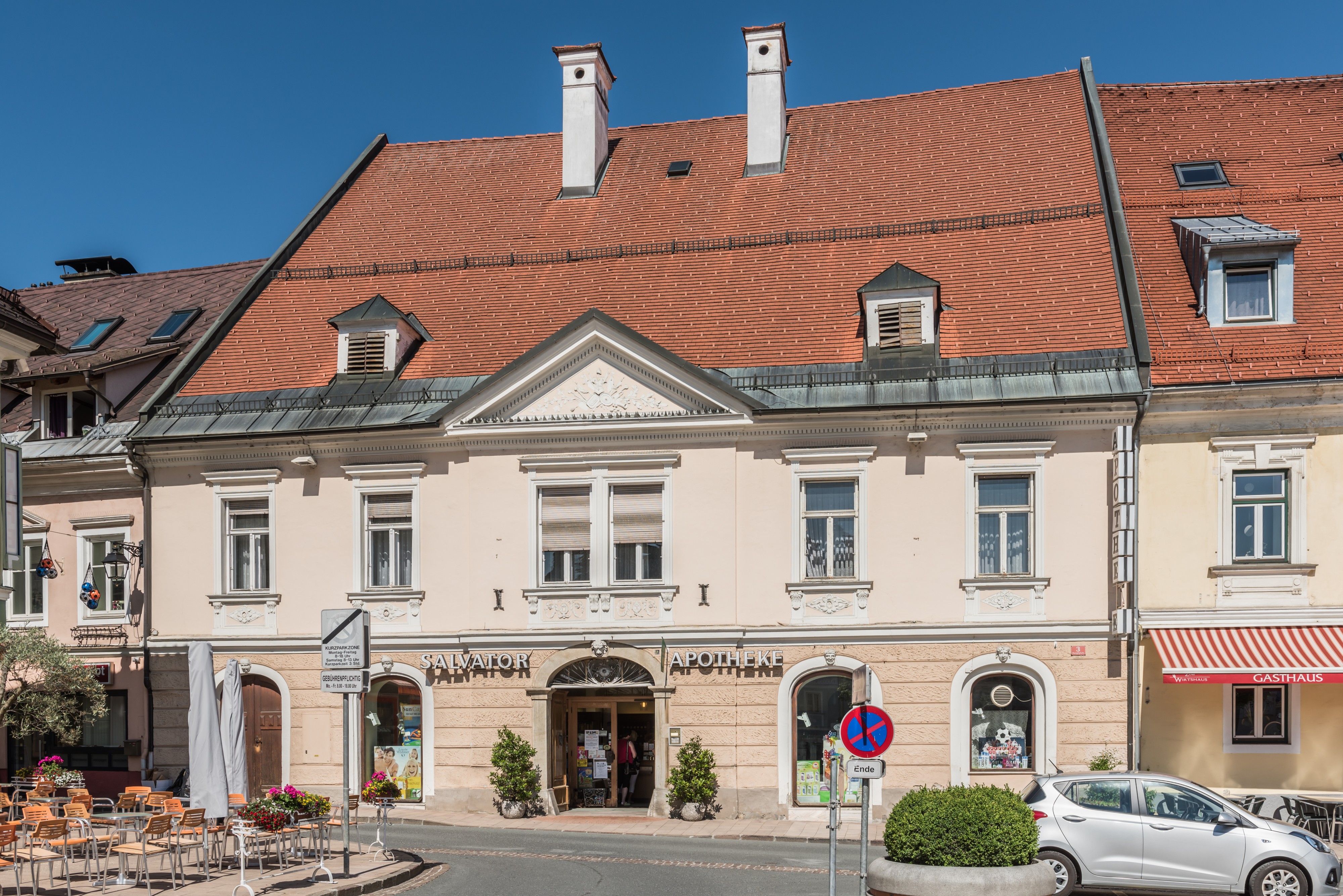 Feldkirchen Hauptplatz 3 Apothekerbehausung Salvator-Apotheke 28062016 2984
