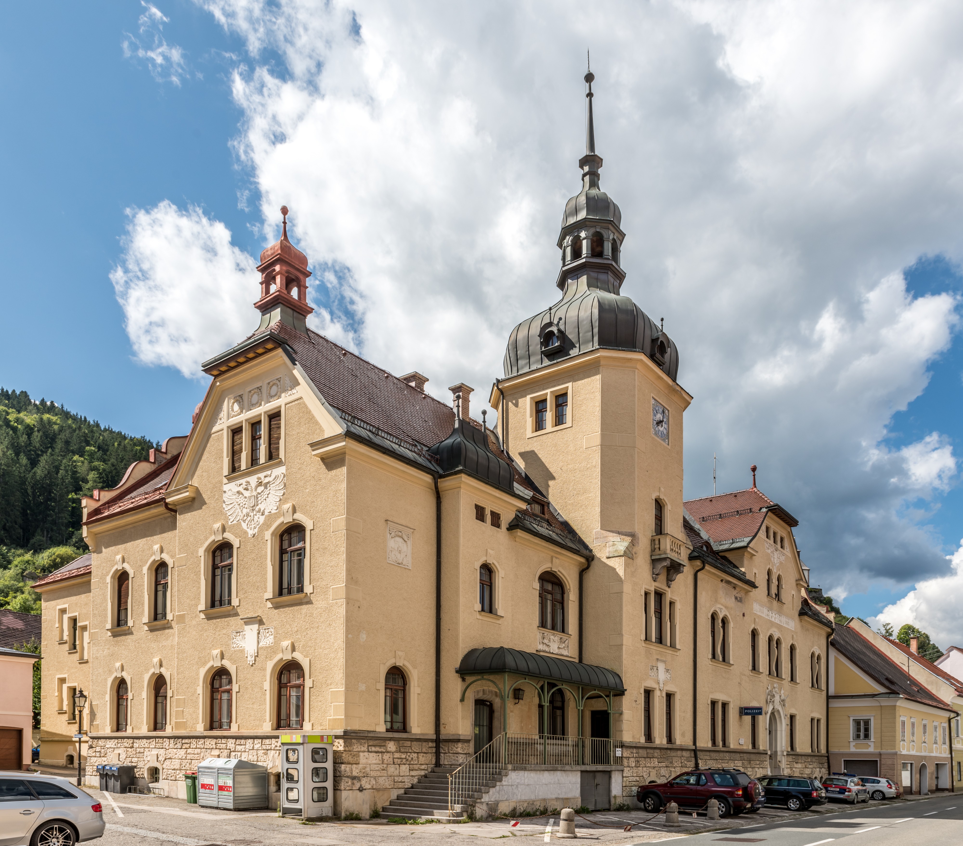 Friesach Herrengasse 8 ehemaliges Bezirksgericht Ost-Ansicht 04092017 0761