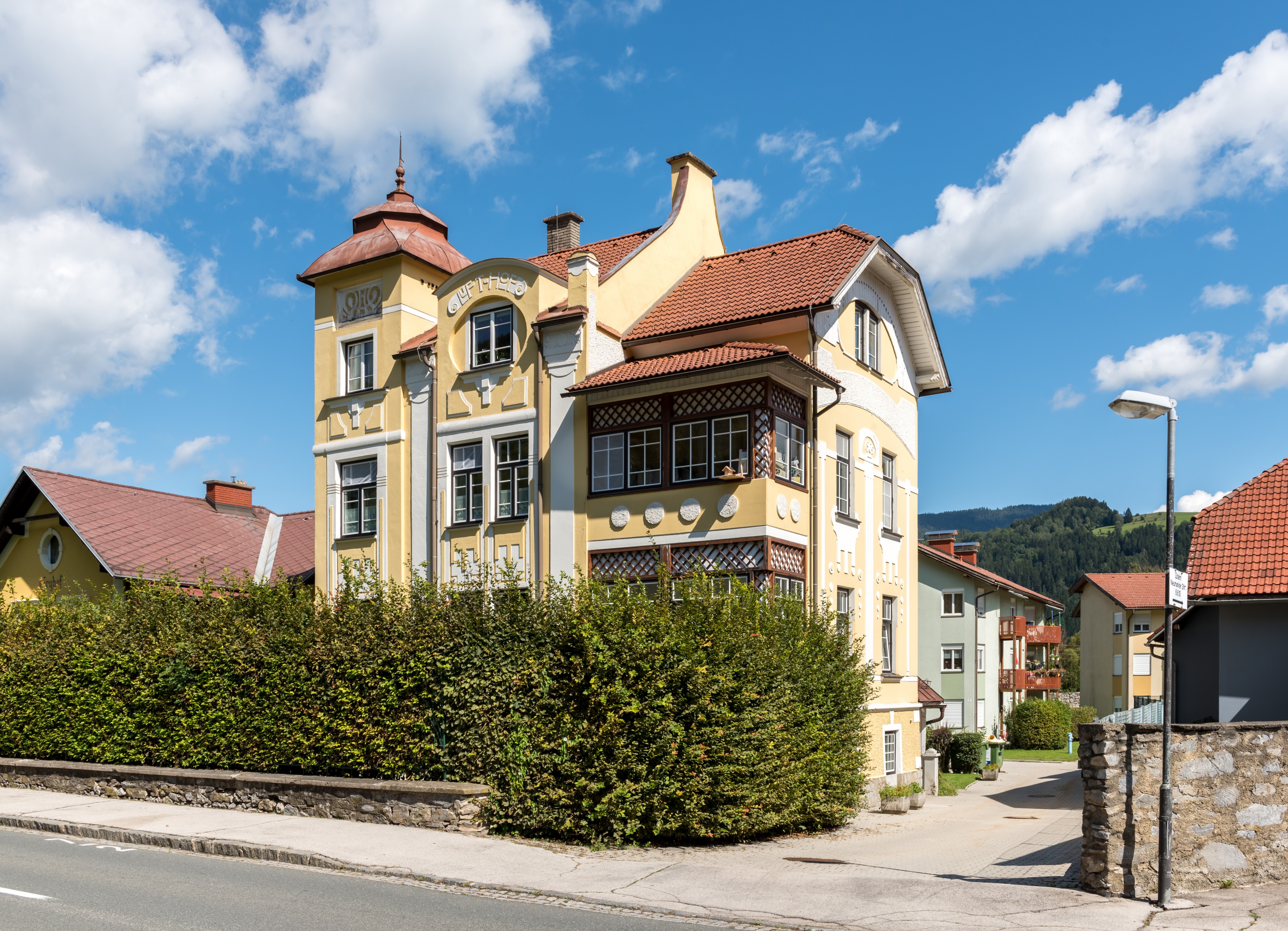 Friesach Neumarkter Straße 16 Luft-Hof Süd-Ansicht 04092017 0607