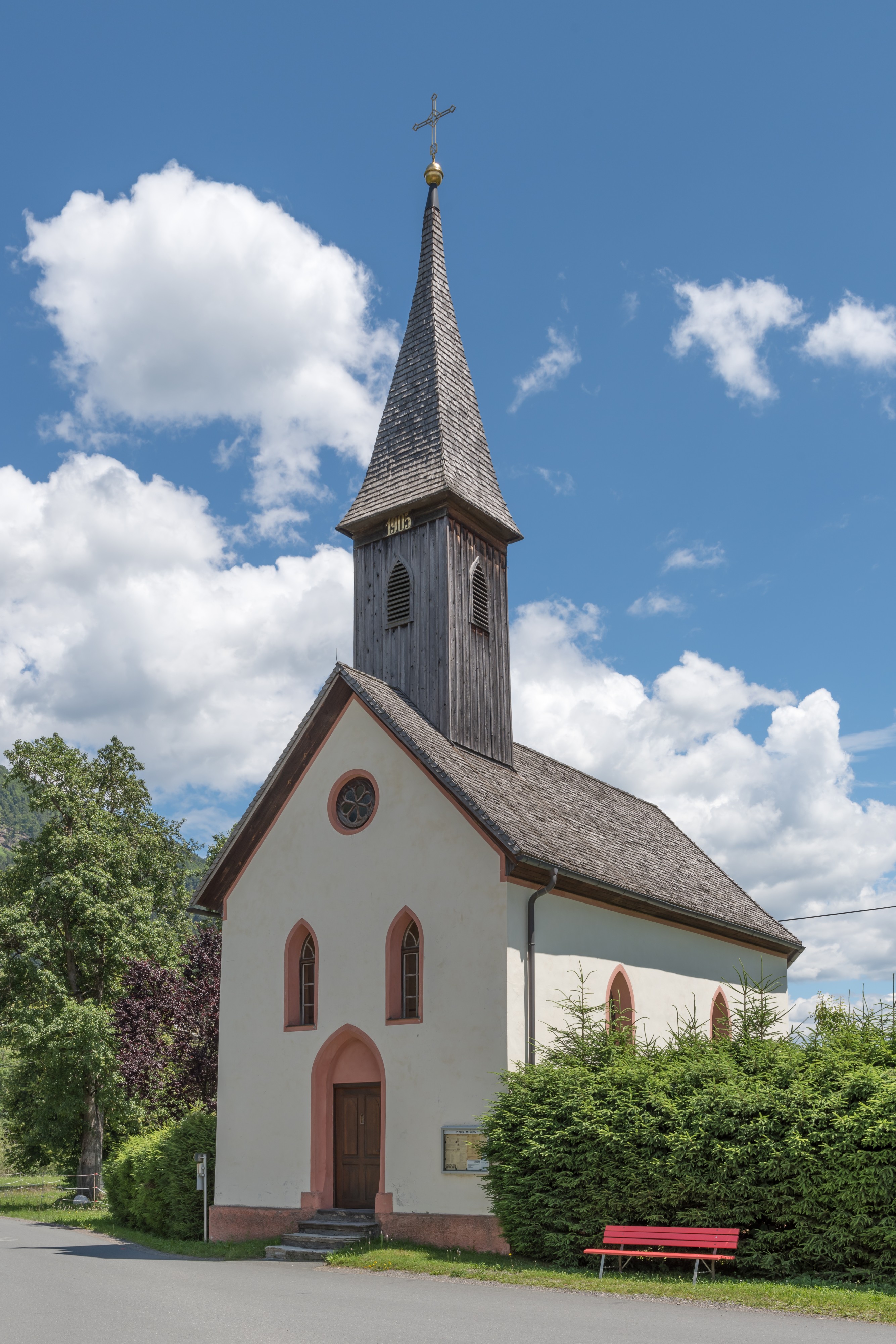 Hermagor Watschig Filialkirche Maria Hilf SW-Ansicht 18062018 3630