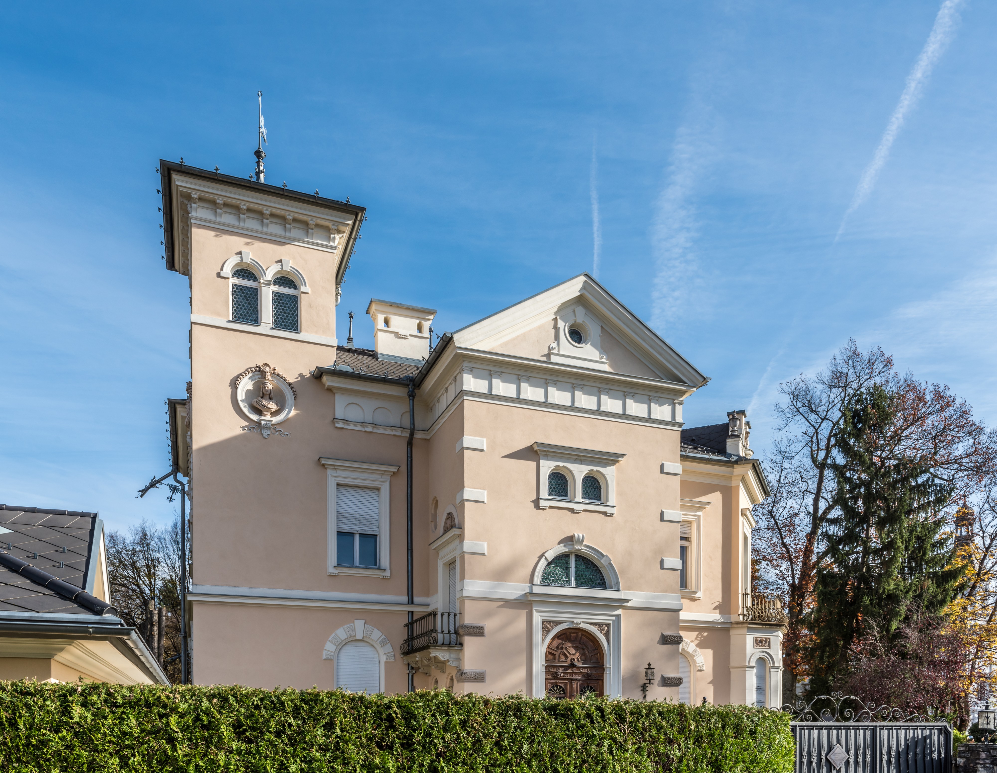 Pörtschach Johannaweg 1 Villa Venezia West-Ansicht 28102017 1750