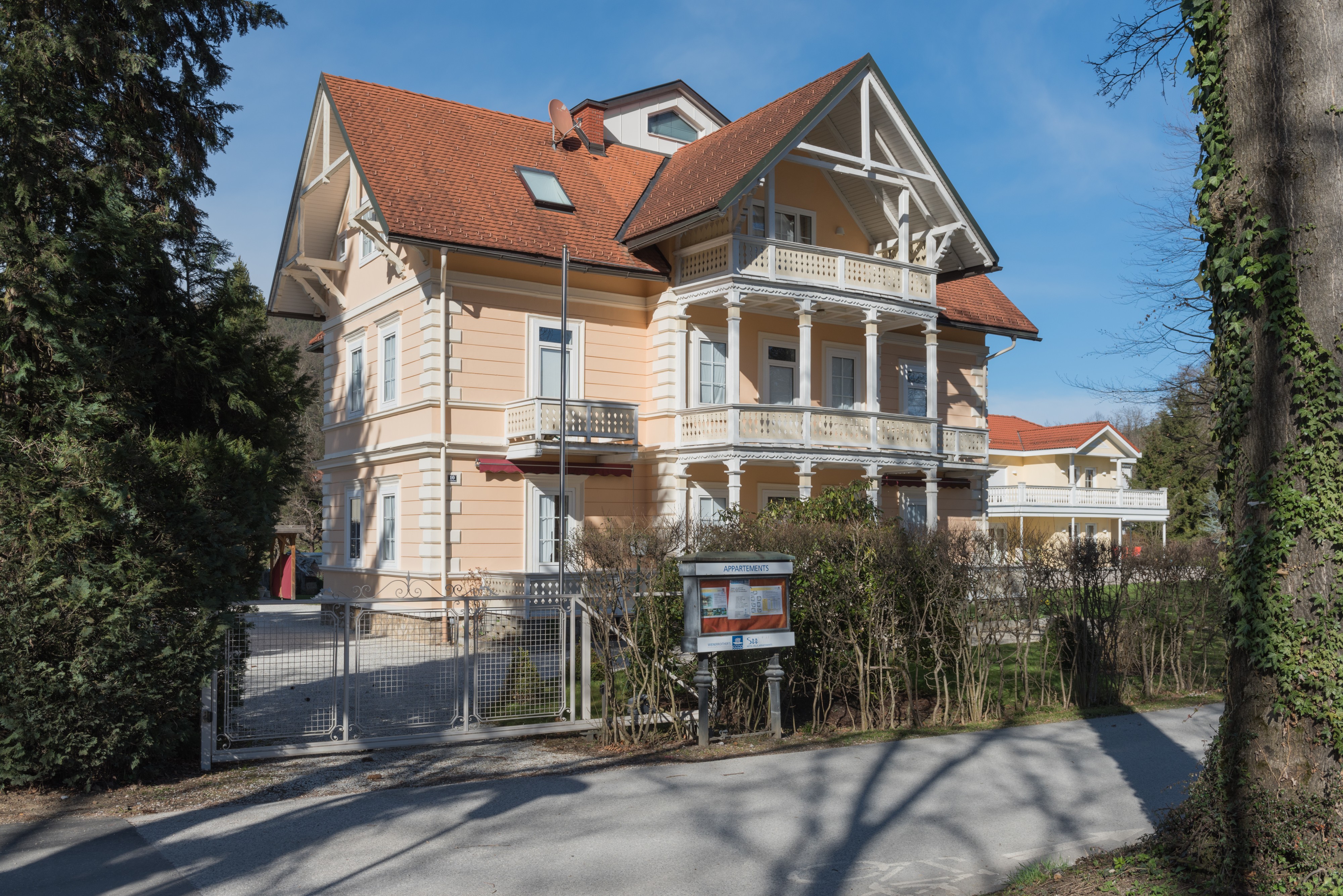 Poertschach Annastrasse 10 Appartement-Villa 01042015 1322